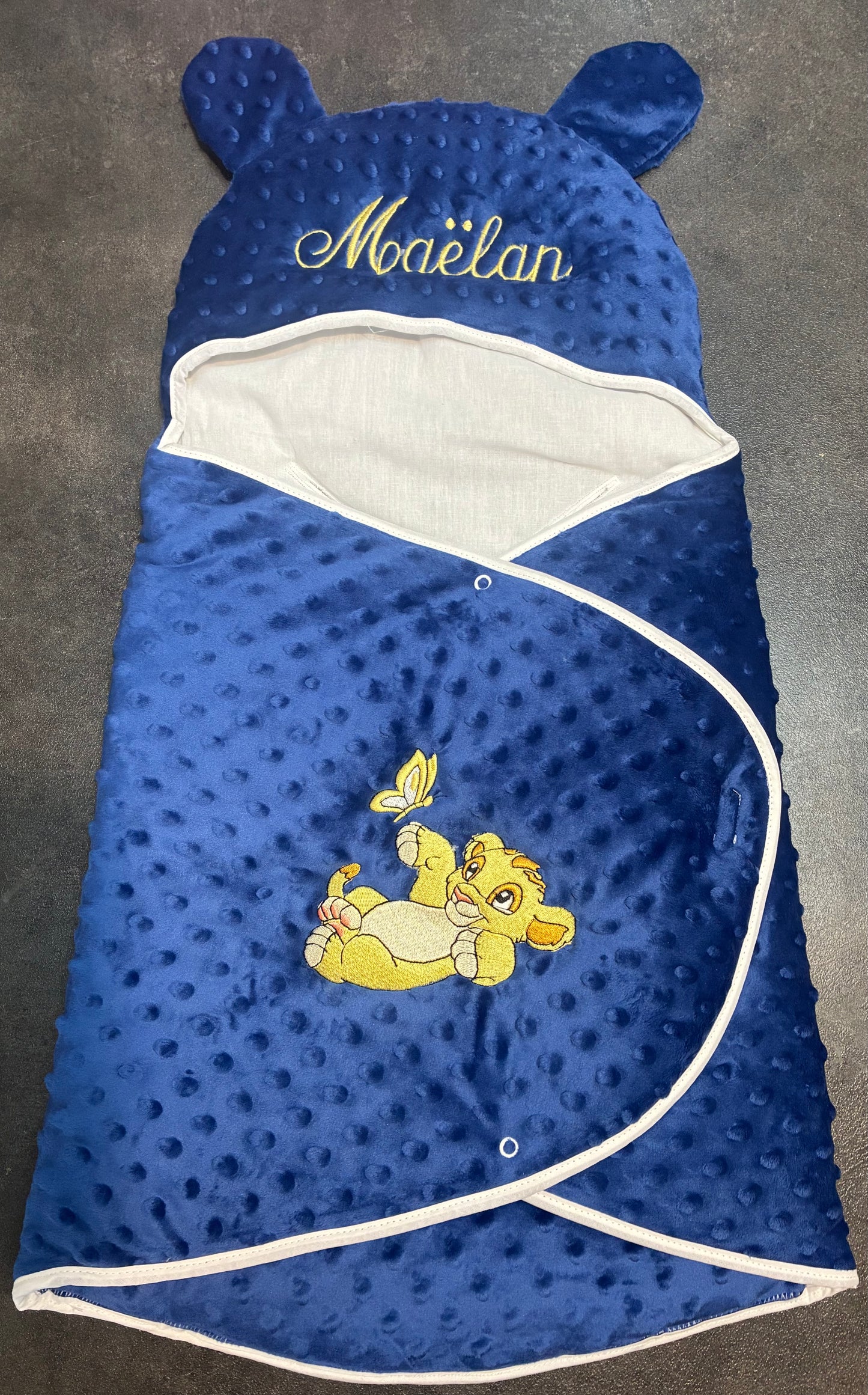 Nid d’ange personnalisé bébé 0-9 mois naissance brodé