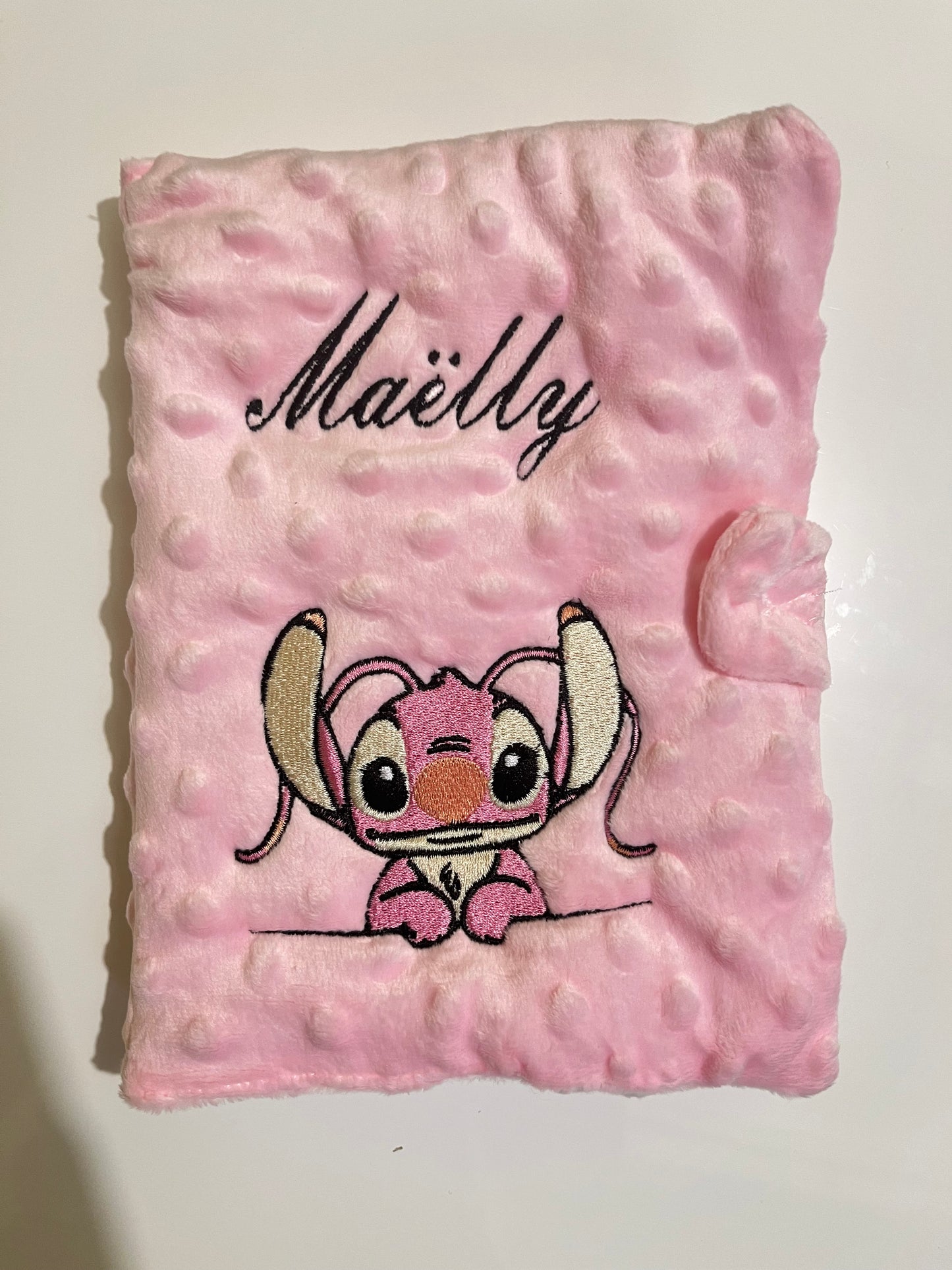 protège carnet de santé personnalisé broderie