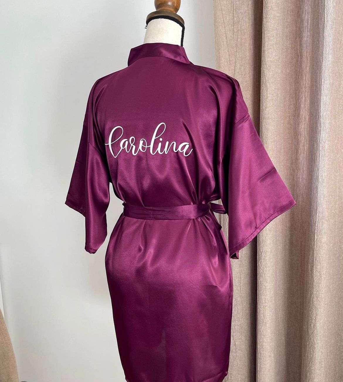 peignoir en satin personnalisé