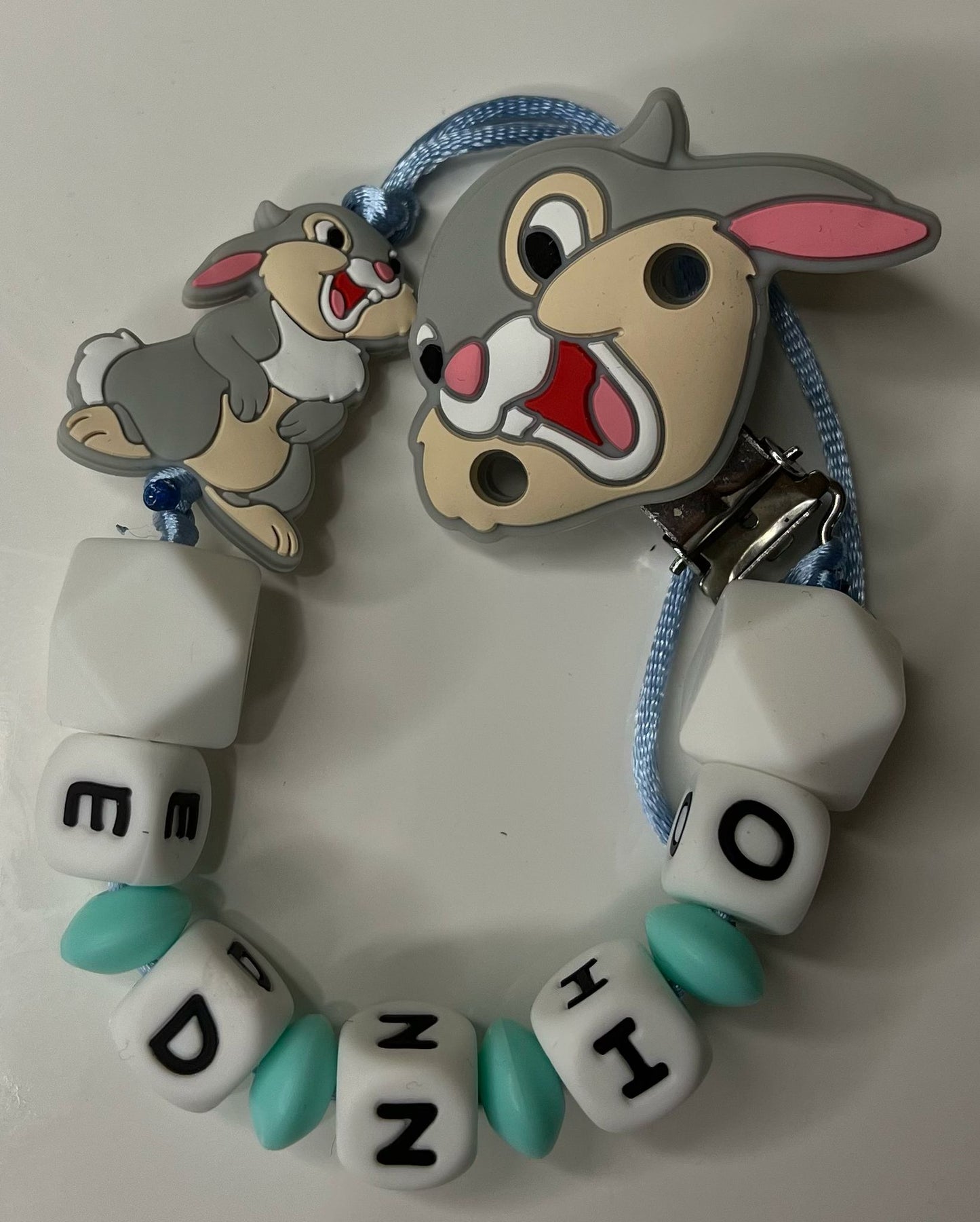 Attache tétine en silicone panpan